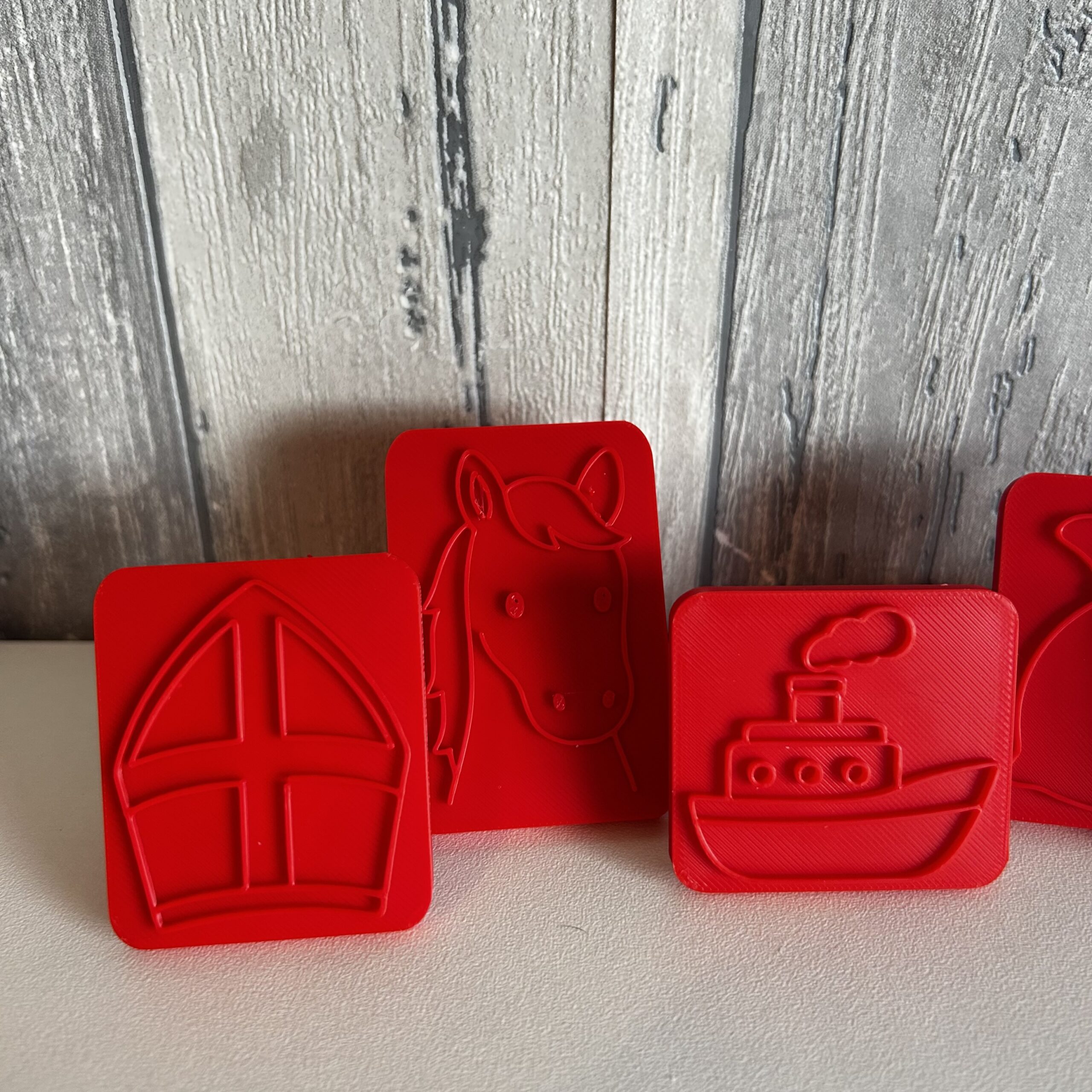 Sinterklaas stempels klei/zand rood of geel - Afbeelding 2