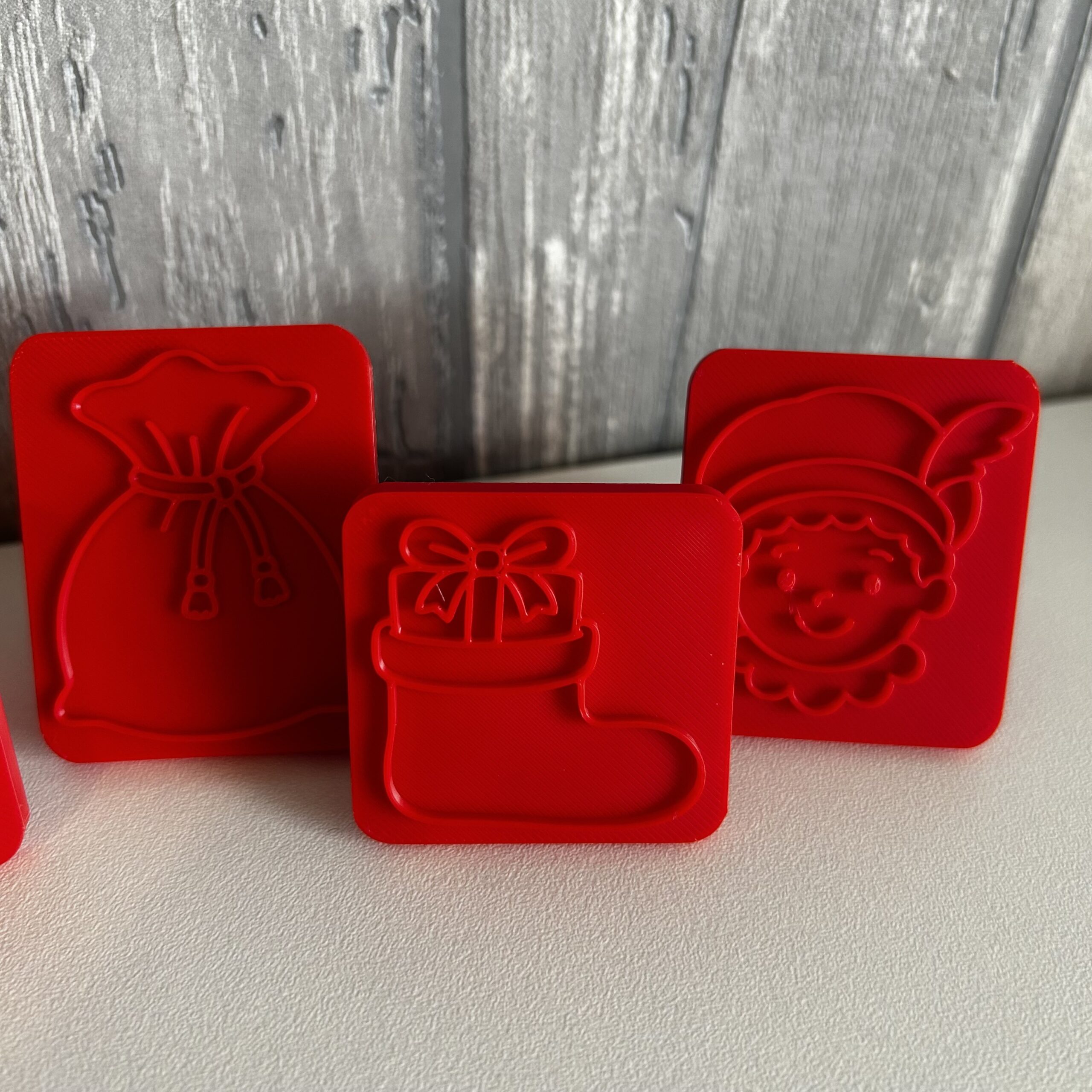 Sinterklaas stempels klei/zand rood of geel - Afbeelding 3